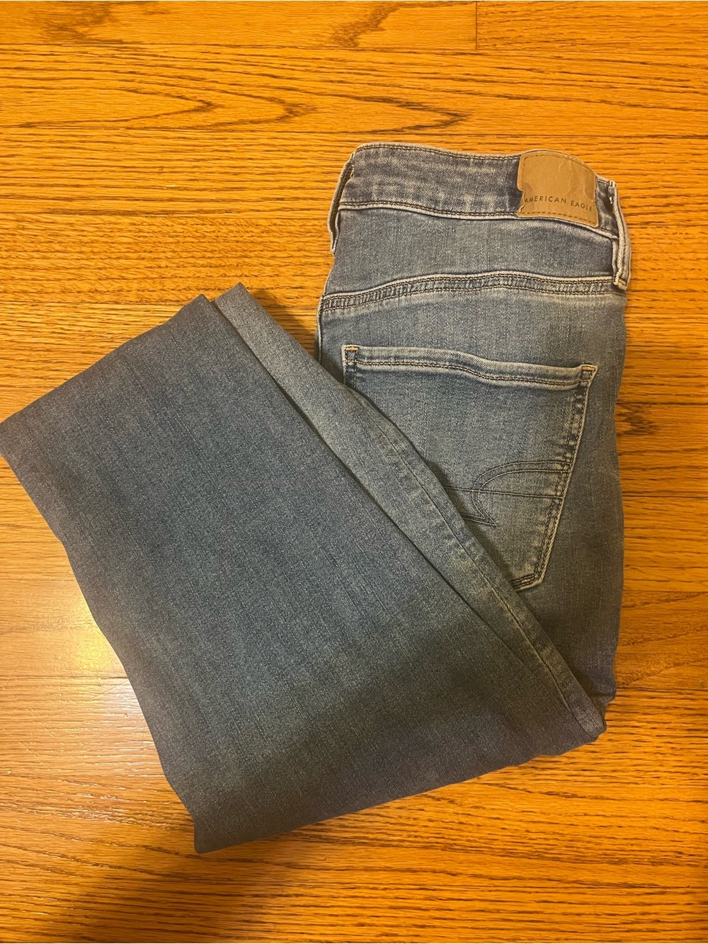 American Eagle Outfitters Women’s light Blue Skinny Jeans